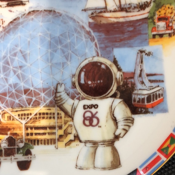 Vintage Vancouver Expo 86 - Picture 4 of 4